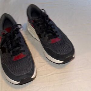 Nike Air Max Black and Red  Sneakers